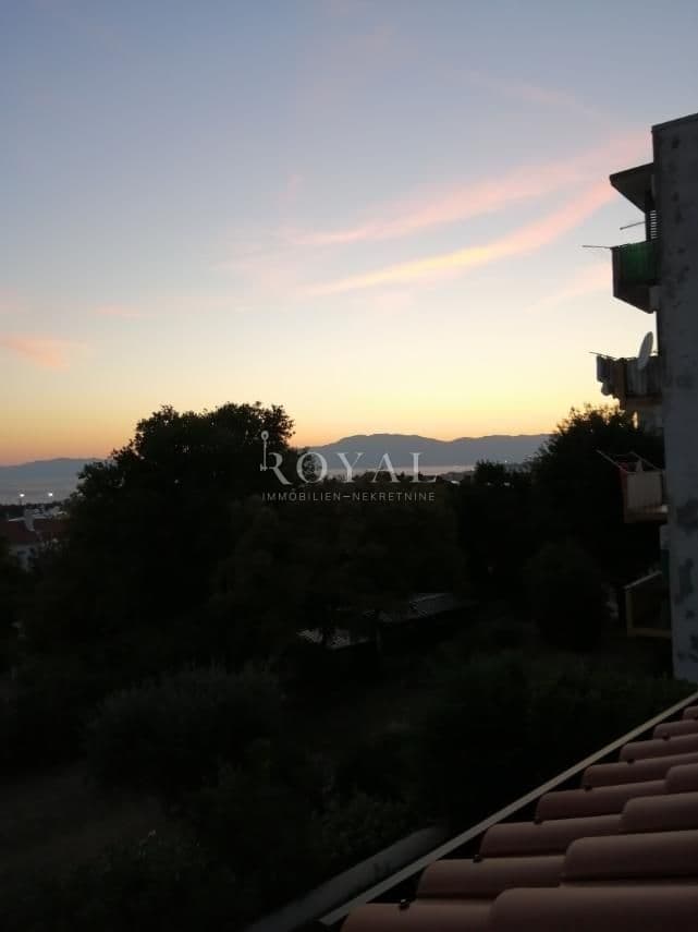 image-32